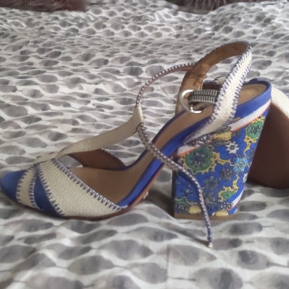 Schutz block heel sandal - Picture 2 of 4